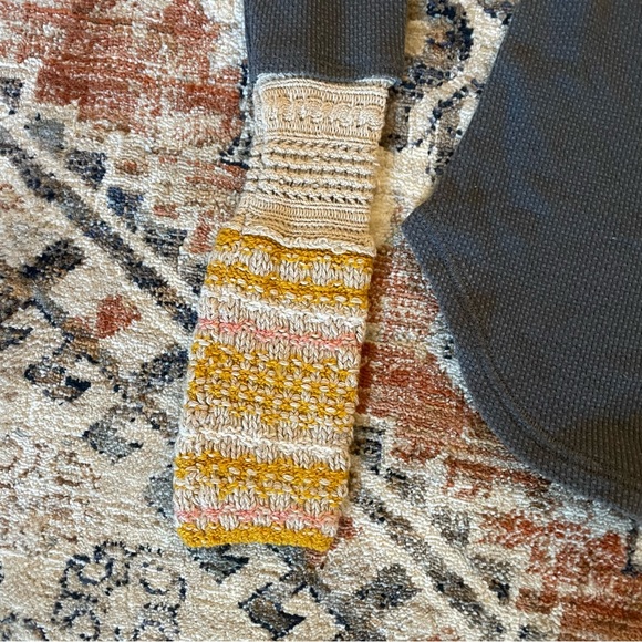 Free People Long Sleeve with knit sleeves - Picture 5 of 5